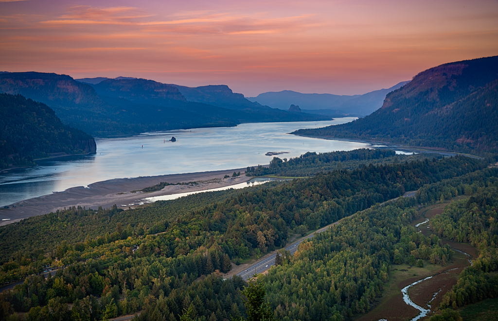 Columbia River Gorge  (1 of 1).jpg