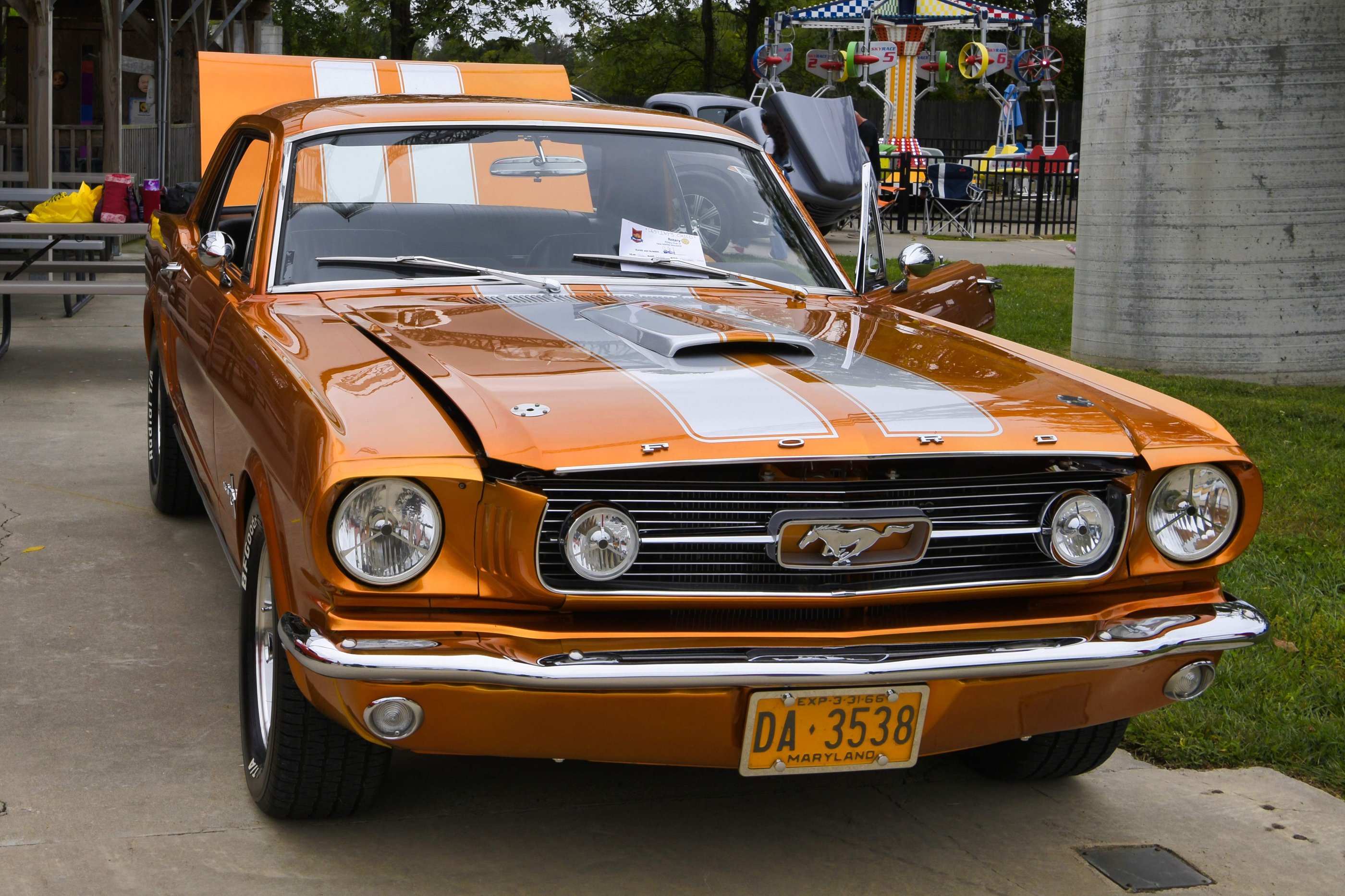 Ford Mustang Front.jpg