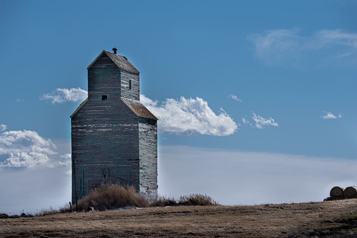 Grain Elevator Wetaskiwin County Alberta.jpg