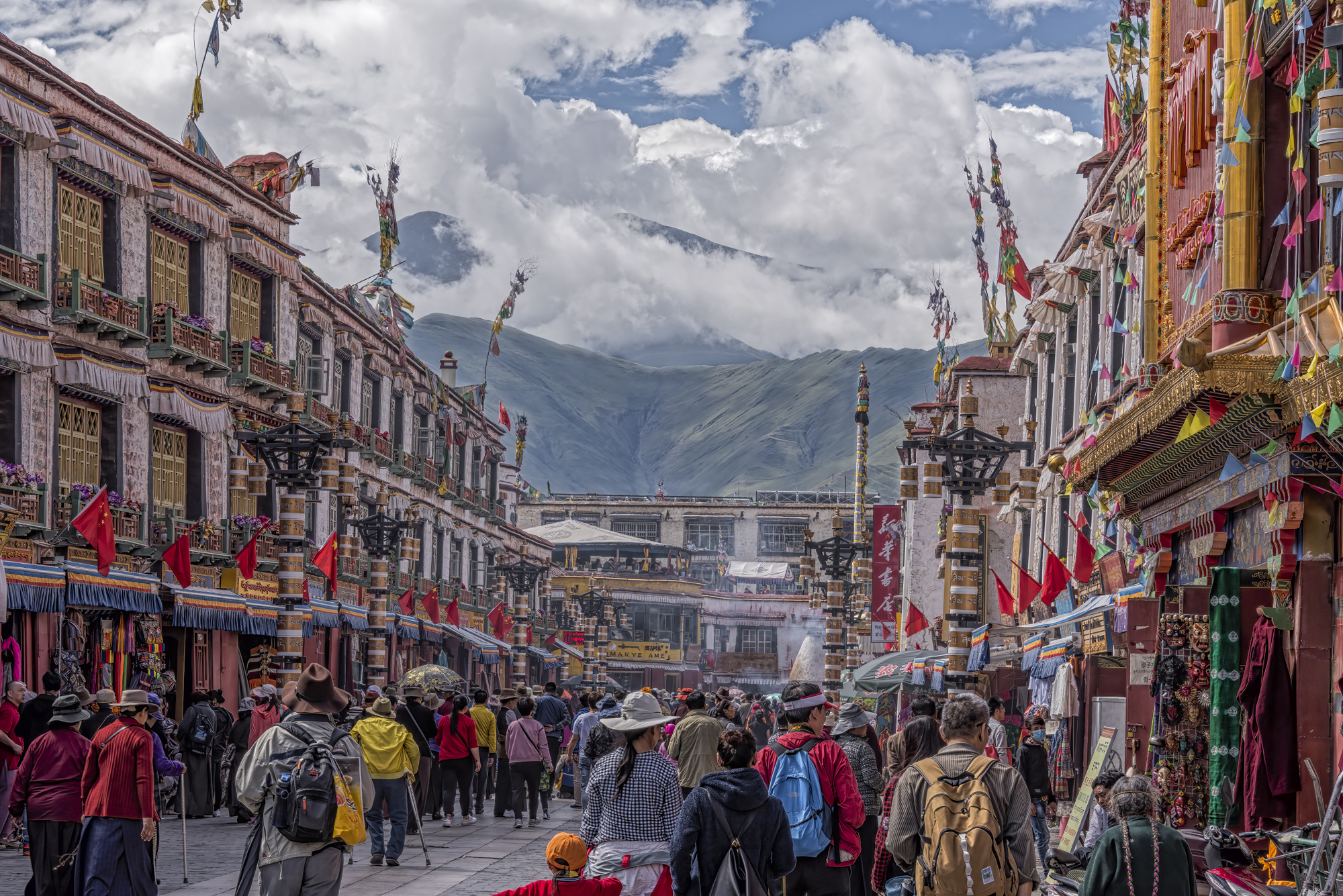 Lhasa Tibet1.jpg