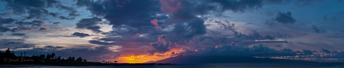 MauiSunsetPano.jpg