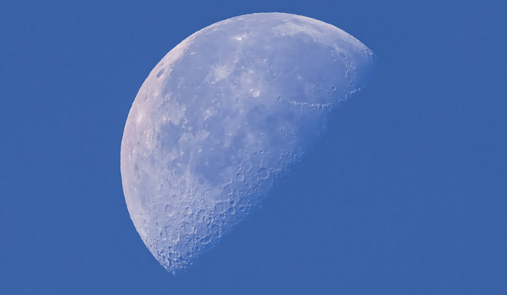 Moon daylight 11042023 2-2.jpg