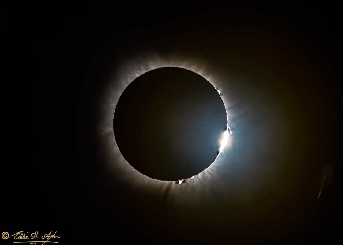 NZ8_2996-Solar Eclipse 2024 Diamond Ring.jpg