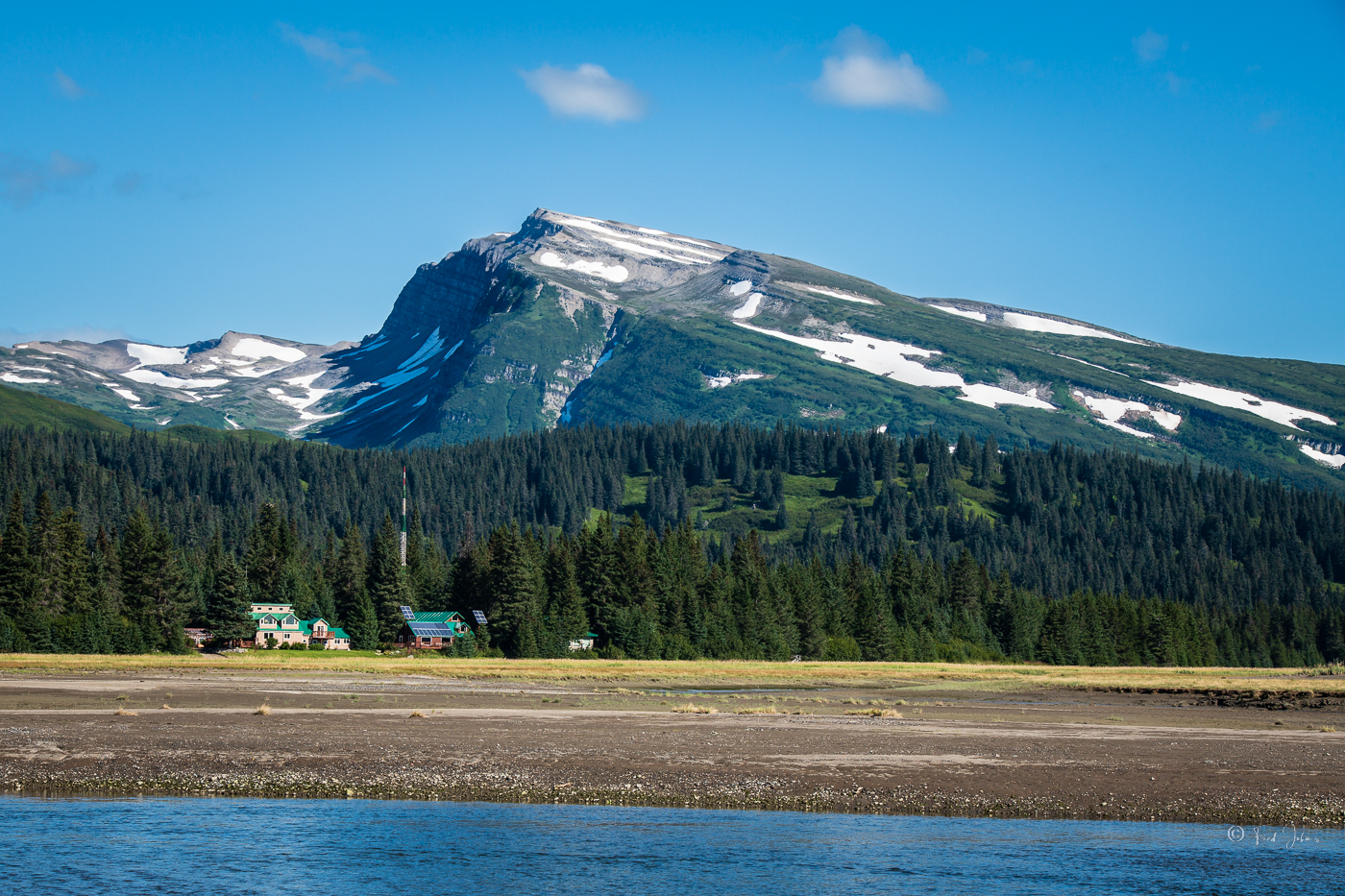 Silver Salmon Lodge_sm.jpg