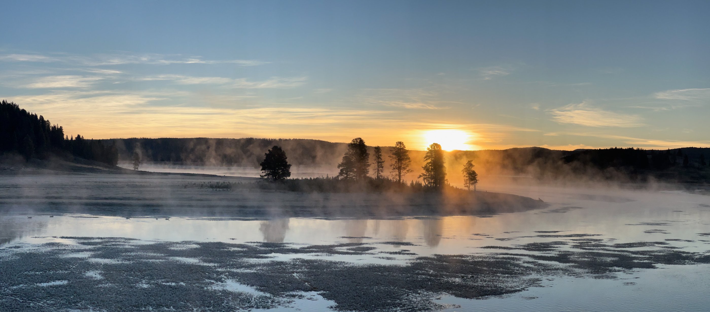 Sonnenaufgang Yellowstone River.jpg