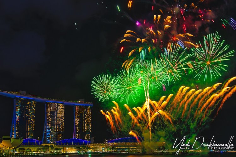 New Year 2020 Fireworks - SG