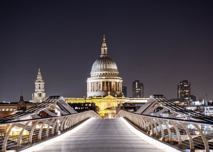 St Pauls over the Millennium Bridge